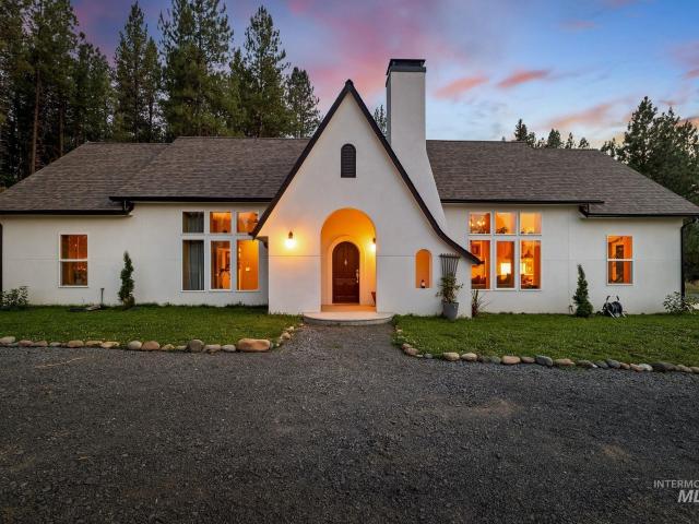 House for sale in Troy, Idaho