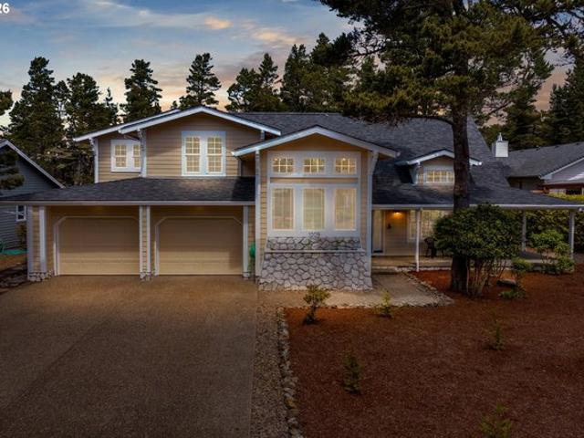 House for sale in Oregonia