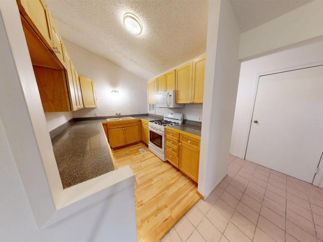 House for sale in Fairfield, Iowa