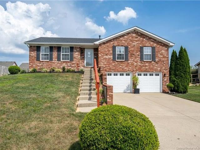 House for sale in Jeffersonville, Indiana