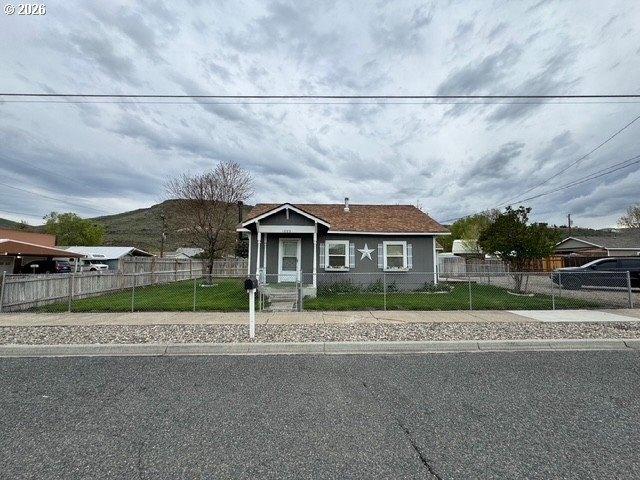 House for sale in Oregonia