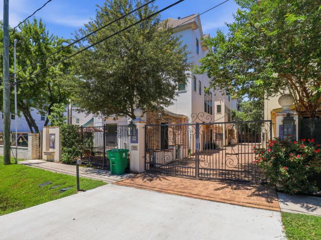 House for sale in Harris, Texas