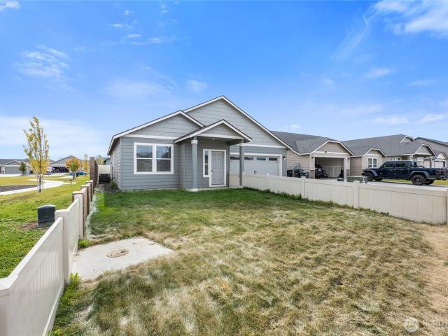 House for sale in Moses Lake, Grant County