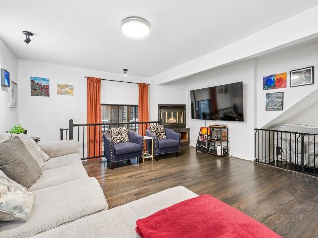 Condo for sale in Chicago Park, Illinois