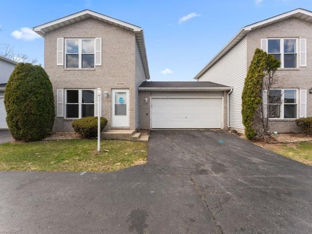 Townhouse for sale in Dyer, Indiana