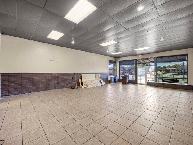 Commercial for sale in Morrilton, Conway County