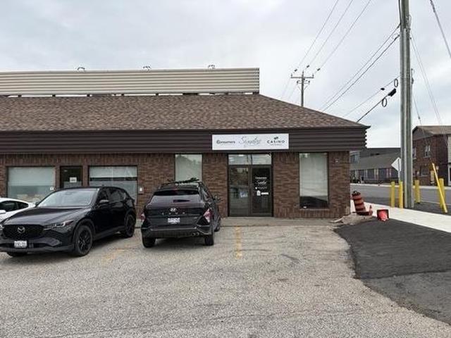 Commercial for rent in Thunder Bay, Ontario