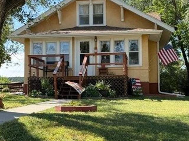 House for sale in Chamberlain, Brule County