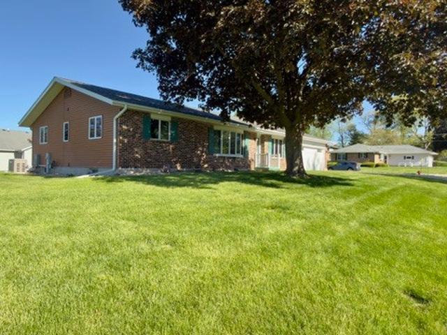 House for sale in Whiteside, Illinois