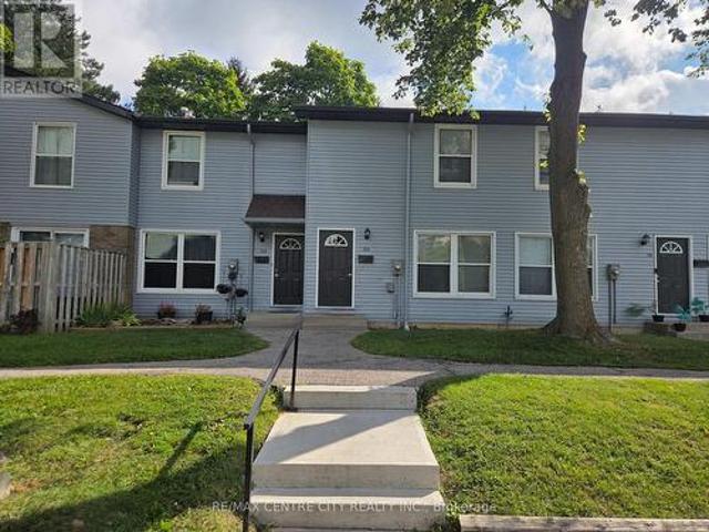 Townhouse for rent in Arva, Ontario