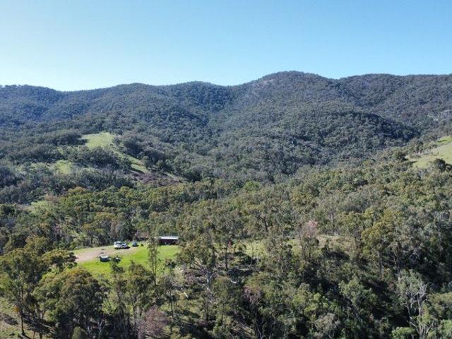 Cottage for sale in Halls Creek, New South Wales