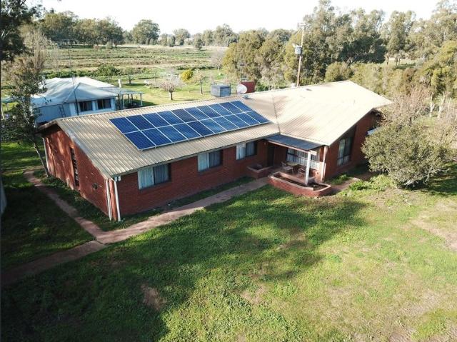 Cottage for sale in Strathmerton, Victoria