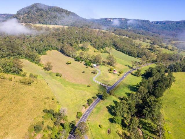Cottage for sale in Barrengarry, Shoalhaven City Council
