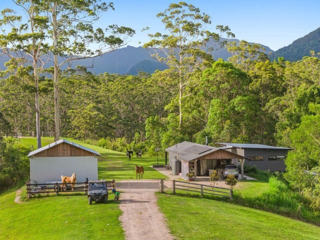 Cottage for sale in Tyalgum, New South Wales