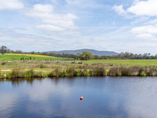 Cottage for sale in Strathbogie, Victoria