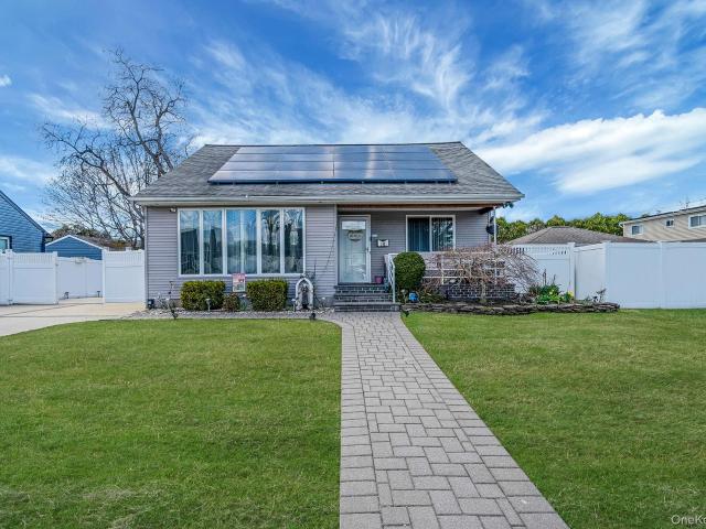 House for sale in Babylon, New York