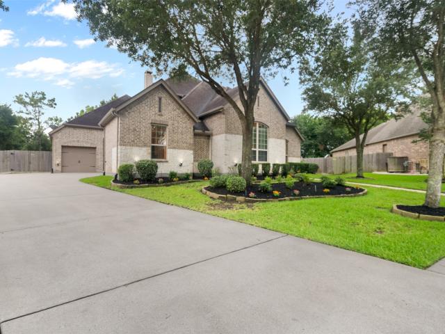 House for sale in Friendswood