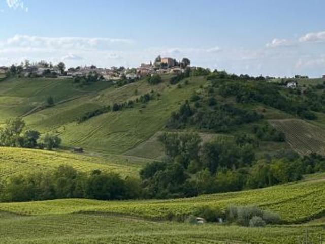 Terreno in vendita a Stradella, Lombardia