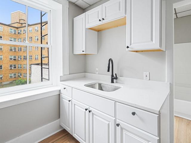 Apartment for rent in Lowell, Massachusetts