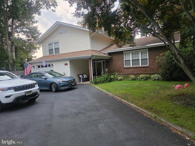 House for sale in Manahawkin, New Jersey