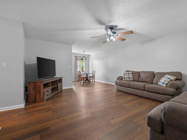 House for sale in Adolphus, Kentucky