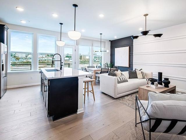 Townhouse for sale in Hudson, New Jersey