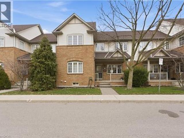 Townhouse for sale in Ancaster, Ontario