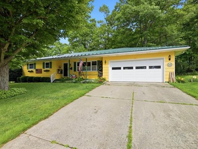 House for sale in Venango, Pennsylvania