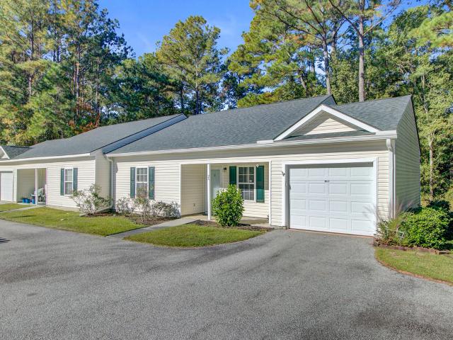 Townhouse for sale in Goose Creek, South Carolina