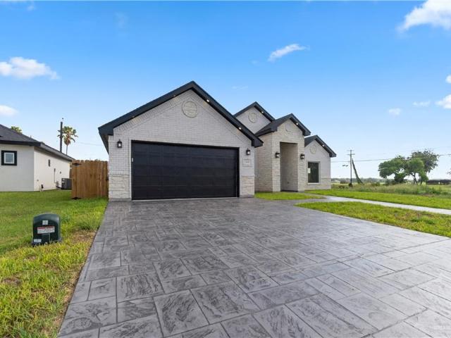 House for sale in La Feria