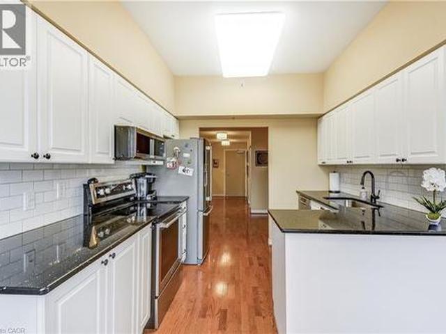 Condo for sale in Burlington, Ontario