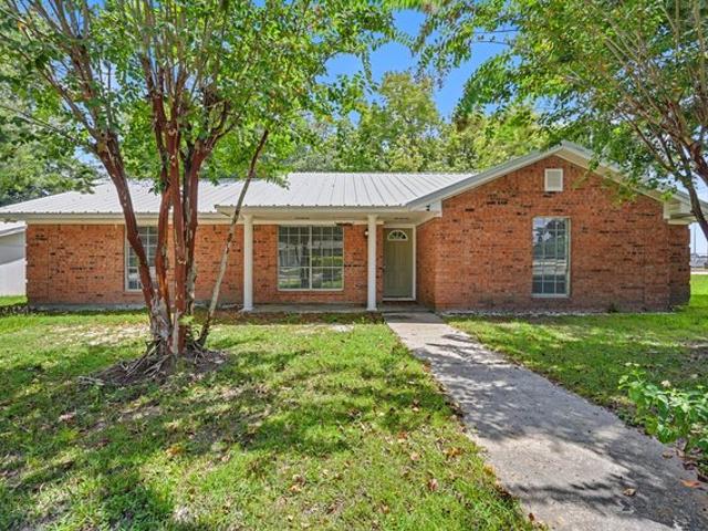 House for sale in Willis, Texas