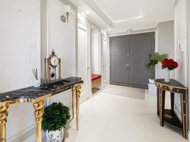 Condo for sale in Carlstadt, New Jersey