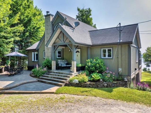House for sale in La Vallée-de-la-gatineau, Quebec