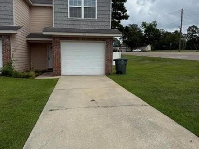 Townhouse for sale in Enterprise, Alabama
