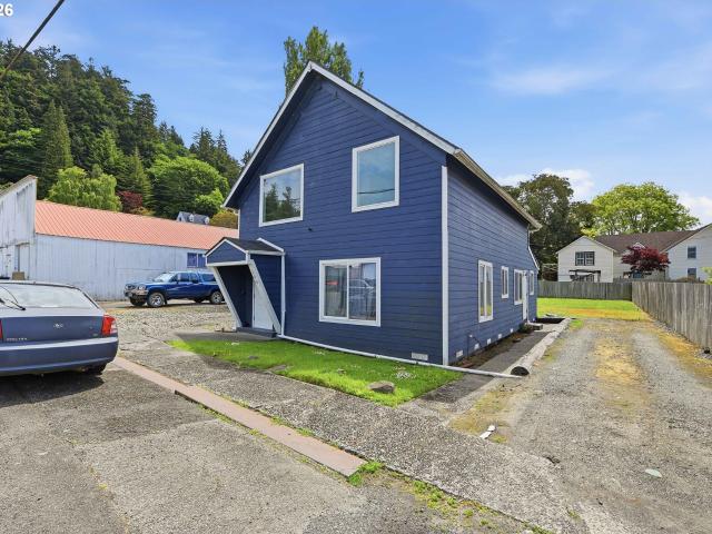 House for sale in Oregonia