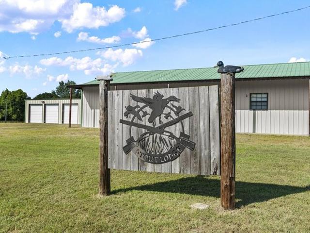 House for sale in Ark