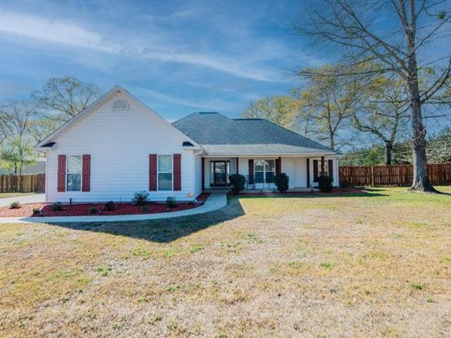 House for sale in Byron, Georgia