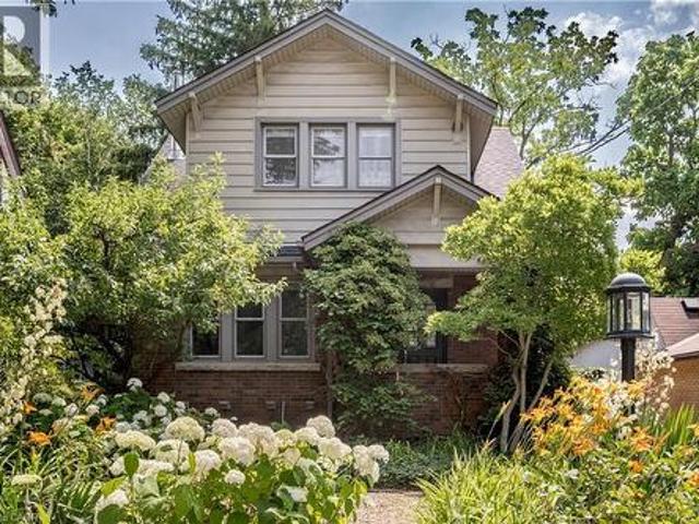 House for sale in Ancaster, Ontario