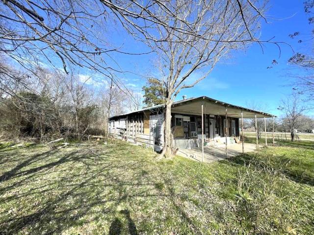 House for sale in Navarro, Texas