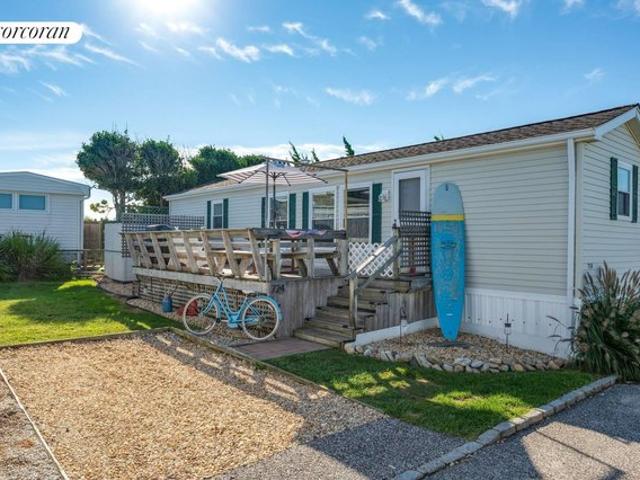House for sale in Wainscott, New York