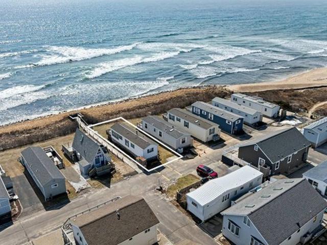 Condo for sale in Wainscott, New York