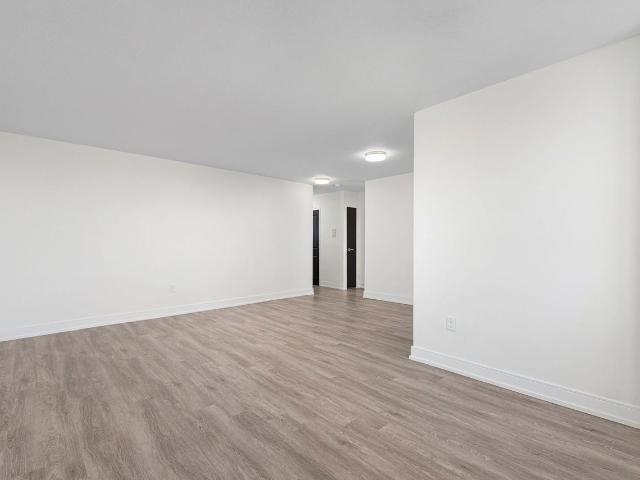 Apartment for rent in Cooksville, Mississauga