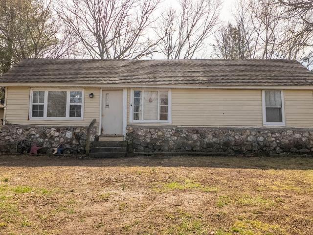 House for sale in Thayer, Missouri