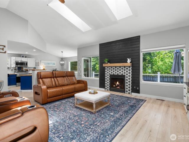House for sale in Allyn, Washington