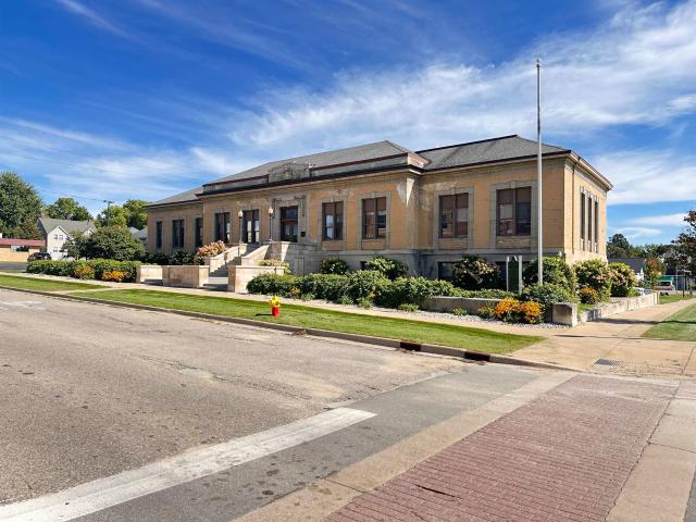 Commercial for sale in Cadillac, Wexford County