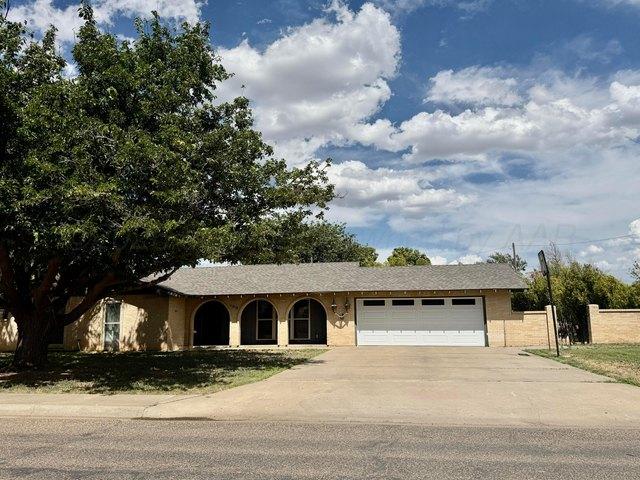 House for sale in Dumas, Texas