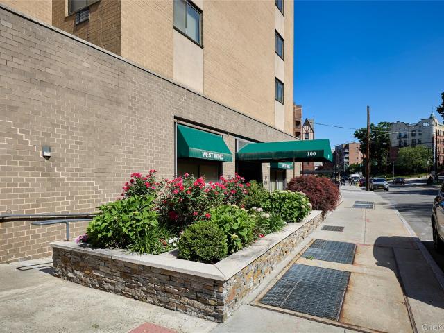 Property for sale in Hartsdale, New York
