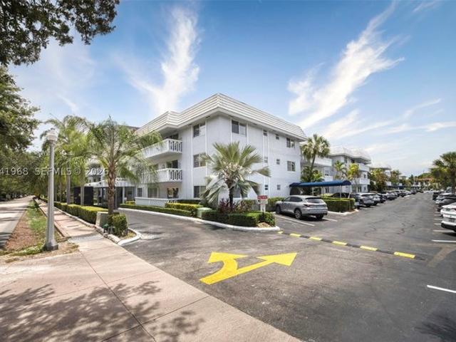 Condo for sale in Coral Gables, Florida