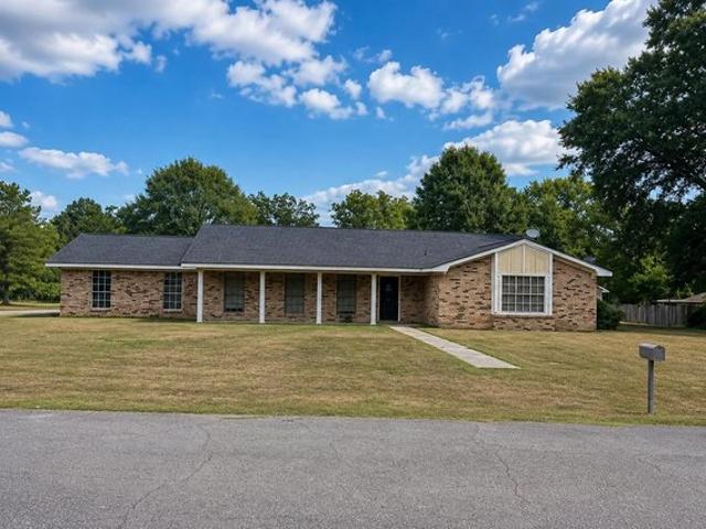 House for sale in Petal, Mississippi